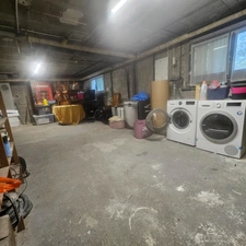 Maison au calme sur 3300 m2 de terrain arboré