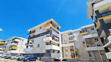 Ajaccio bel appartement T3 avec terrasse au sein d'une résidence récente, proche commerces et bus