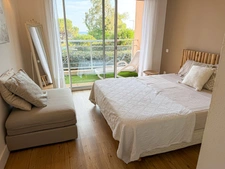  AJACCIO (20), appartement T2, proche plage au sein d'une résidence standing, avec piscine et parking