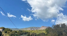 En CORSE, proche AJACCIO, aux portes du village d'AFA, grande maison familiale de 168m2,  terrain arborés de 2300 m2