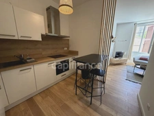  AJACCIO (20), Charmant appartement T2, début du cours Napoléon, proche Port, gare, commerces, bus ...