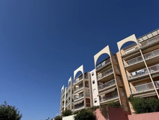AJACCIO (20), studio au sein d'une belle résidence, secteur sanguinaires, proche plage Marinella, parking et cave