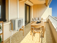 AJACCIO (20), sur les hauteurs de la route des sanguinaires, bel appartement T4, terrasse, cave, vue mer et maquis