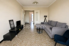  AJACCIO (20), appartement T4, proche centre ville, au sein d'une résidence avec parking, vue dégagée, cave...