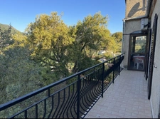 En CORSE, proche AJACCIO, aux portes du village d'AFA, grande maison familiale de 168m2,  terrain arborés de 2300 m2