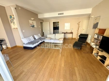 AJACCIO (20), appartement T4 au sein du très prisé " tiangle d'or" et d'une belle résidence, terrasse, aperçu mer  