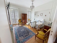 CAGNES SUR MER (06), maison 7 pièces avec patio, terrasses, jardin en centre ville