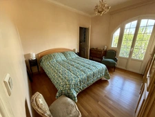 CAGNES SUR MER (06), maison 7 pièces avec patio, terrasses, jardin en centre ville