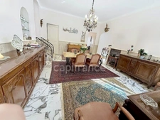 CAGNES SUR MER (06), maison 7 pièces avec patio, terrasses, jardin en centre ville