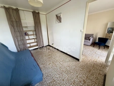  AJACCIO (20), appartement T4, proche centre ville, au sein d'une résidence avec parking, vue dégagée, cave...