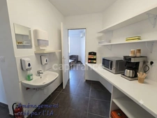 Local/bureau professionnel à vendre BASTIA (20) au Fango