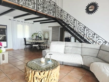 Vue mer – Villa d’architecte avec piscine – 6 pièces – Hauteurs de Biguglia