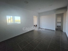 Local/bureau professionnel à vendre BASTIA (20) au Fango