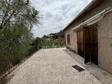 Terrain avec hangar et maisonette vue mer à BORGO plaine