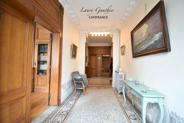 DEMEURE DE CARACTÈRE – 435 m² – 8 CHAMBRES – JARDIN À L’ANGLAISE – DEÛLÉMONT – PROPRIÉTÉ D’EXCEPTION 
