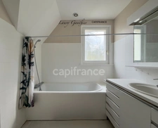 MAISON INDIVIDUELLE MONTAGNE DE WERVICQ SUD – 176 m² – 5 CHAMBRES – GRAND JARDIN 2 500 m² – DOUBLE GARAGE – ENVIRONNEMENT CALME 