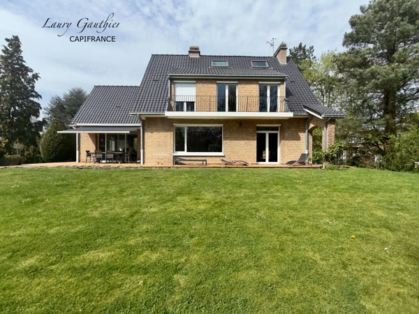 Superbe villa individuelle 208 m² – 7 pièces - Sous-sol complet – Terrain 1400 m² – La Chapelle-d’Armentières