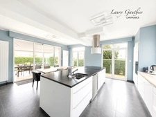 Superbe villa individuelle 208 m² – 7 pièces - Sous-sol complet – Terrain 1400 m² – La Chapelle-d’Armentières