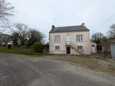 BUBRY MAISON A USAGE D HABITATION DE 90M² ENVIRON HABITABLE AVEC GARAGE ET DEPENDANCE EN PIERRE PARCELLE DE 8022M² ENVIRON