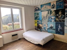 GUEMENE SUR SCORFF GRANDE MAISON DE 130M² ENVIRON AVEC VIE DE PLAIN PIED SUR 2 NIVEAUX PARCELLE DE 587m²
