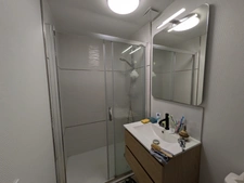 GUEMENE SUR SCORFF IMMEUBLE DE 239M² ENVIRON COMPOSÉ DE DEUX APPARTEMENTS ET UNE SURFACE COMMERCIALE PARCELLE DE 533m²