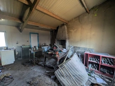 BUBRY MAISON À RÉNOVER DE 117 M² ENVIRON HABITABLE 3 PIÈCES APPENTI ET HANGAR À RÉNOVER PARCELLE DE 1621m²