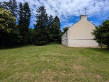 LIGNOL en campage au calme maison en rez de chaussée surélevé de 98m² environ 6 pièces parcelle de 2425m² environ avec dépendance.