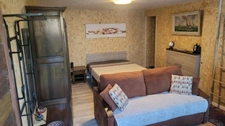 PLOERDUT JOLIE MAISON EN PIERRE SOUS ARDOISE DE 94 M² ENVIRON 5 PIECES 2 DEPENDANCES TERRAIN CLOS DE 2686m² A BATIR