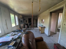BUBRY MAISON À RÉNOVER DE 117 M² ENVIRON HABITABLE 3 PIÈCES APPENTI ET HANGAR À RÉNOVER PARCELLE DE 1621m²