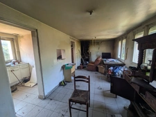BUBRY MAISON À RÉNOVER DE 117 M² ENVIRON HABITABLE 3 PIÈCES APPENTI ET HANGAR À RÉNOVER PARCELLE DE 1621m²