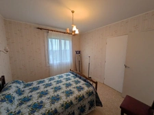 SÉGLIEN JOLIE MAISON EN REZ DE CHAUSSEE SURELEVE AVEC VIE DE PLAIN PIED DE 95 M² ENVIRON 4 PIÈCES PARCELLE DE 800M² ENVIRON