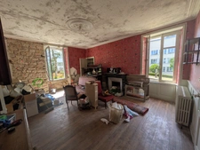 GUEMENE SUR SCORFF MAISON BOURGEOISE  7 PIÈCES 185 M² ENVIRON AVEC GARAGE ET DÉPENDANCES,UN PUITS UNE PARCELLE DE 3706M² 