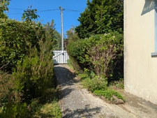 BUBRY MAISON À RÉNOVER DE 65 m² ENVIRON 3 PIÈCES GARAGE ET ABRI DE JARDIN PARCELLE DE 1450M²