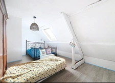 PLOERDUT MAISON EN REZ DE CHAUSSÉE SURÉLEVÉ DE  7 PIÈCES DE 137m² ENVIRON PARCELLE CLÔTURÉE de 966M 2.