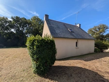 GUERN JOLIE MAISON NÉO BRETONNE AVEC UNE VIE DE PLAIN PIED DE 4 PIECES DE 100M² ENVIRON SUR PARCELLE DE 911m²