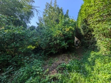 BUBRY MAISON À RÉNOVER DE 65 m² ENVIRON 3 PIÈCES GARAGE ET ABRI DE JARDIN PARCELLE DE 1450M²