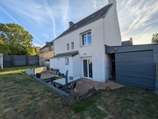 BERNE JOLIE MAISON DE 5 PIÈCES EN BON ETAT GENERAL DE 130 m² ENVIRON DEUX GARAGES PARCELLE CLÔTURÉE DE 277m²