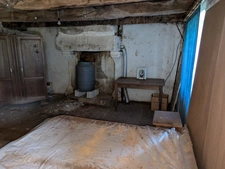LOCMALO EN CAMPAGNE JOLIE MAISON EN PIERRE SOUS ARDOISE A RENOVER DE 3 PIECES 90M² ENVIRON PARCELLE DE 2569M² ENVIRON