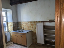 GUEMENE SUR SCORFF JOLIE MAISON EN PIERRE SOUS ARDOISE 95M² 4 PIECES  A RENOVER SANS JARDIN
