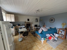 BUBRY MAISON EN CAMPAGNE VIE DE PLAIN PIED 50m² ENVIRON GARAGE PACELLES DE 6478 M² ENVIRON AVEC PUITS