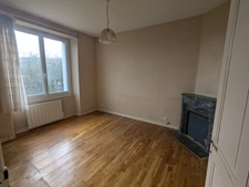 GUEMENE SUR SCORFF GRANDE MAISON DE 130M² ENVIRON AVEC VIE DE PLAIN PIED SUR 2 NIVEAUX PARCELLE DE 587m²