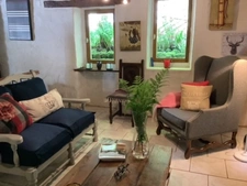  GUEMENE SUR SCORFF BELLE DEMEURE EN PIERRE DE 185 m² ENVIRON COUR EXTERIEURE JARDIN NON ATTENANT DE 764M²