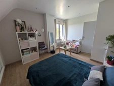 LIGNOL JOLIE MAISON RENONVEE DE 5 PIECES 160m² ENVIRON AVEC VIE DE PLAIN PIED PARCELLE DE 1246m²