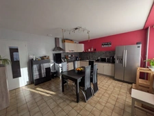 BERNE JOLIE MAISON DE 5 PIÈCES EN BON ETAT GENERAL DE 130 m² ENVIRON DEUX GARAGES PARCELLE CLÔTURÉE DE 277m²