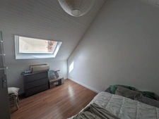 LOCMALO JOLIE MAISON DE 100m² ENVIRON 4 PIECES AVEC VIE DE PLAIN PEID SANS JARDIN