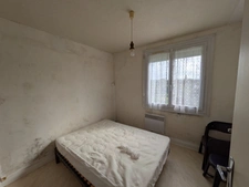 PLOERDUT CENTRE MAISON 3 PIECES DE 65 m² ENVIRON 3 PIECES PARCELLE DE 950M² ENVIRON