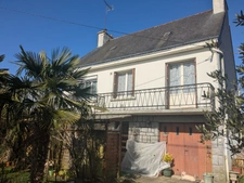 GUEMENE SUR SCORFF  MAISON 6 PIECES DE 113 M² PARCELLE DE 734M² ENVIRON