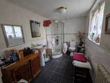 SILFIAC JOLIE MAISON DE BOURG À RÉNOVER DE 75M² ENVIRON DE 3 PI7CES SANS JARDIN