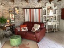  GUEMENE SUR SCORFF BELLE DEMEURE EN PIERRE DE 185 m² ENVIRON COUR EXTERIEURE JARDIN NON ATTENANT DE 764M²