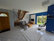 LOCMALO MAISON RÉCENTE AVEC VIE DE PLAIN PIED DE 5 PIÈCES 130 M² PARCELLE DE 2000M² CLÔTURÉE